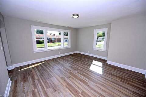 Wilcox, PORTSMOUTH, VA 23704