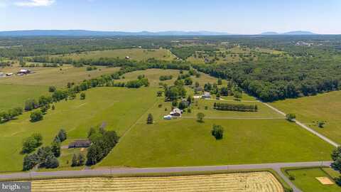 Pierce, BERRYVILLE, VA 22611