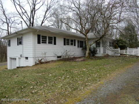 Minter, BUSHKILL, PA 18324