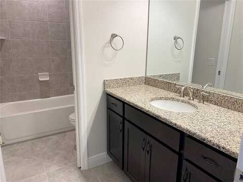 Chamrade, NORTH PORT, FL 34288
