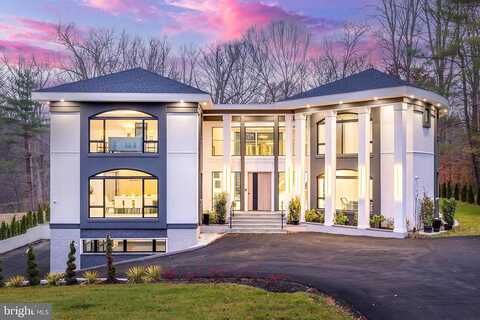 Georgetown Ridge, MC LEAN, VA 22102