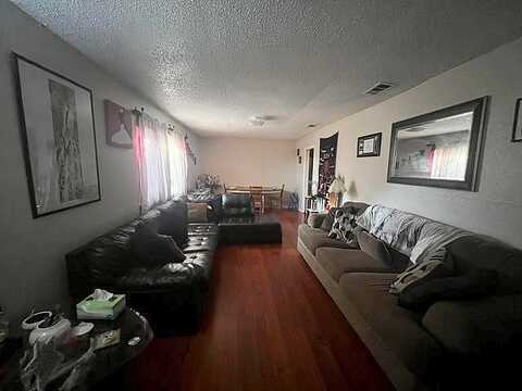 Lee, BEDFORD, TX 76022