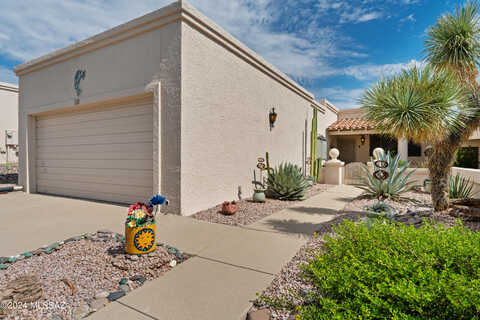 Calle De Emilia, GREEN VALLEY, AZ 85614
