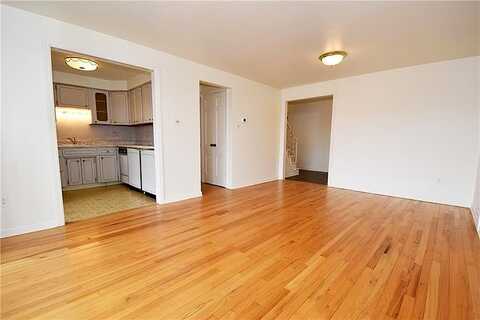 Pinetree, PITTSBURGH, PA 15243