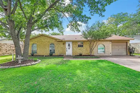 Nola, WATAUGA, TX 76148