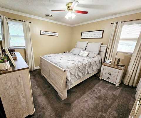 Baptist Valley, NORTH TAZEWELL, VA 24630
