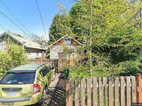 8Th, SEATTLE, WA 98105