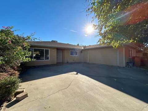 Sundance, MADERA, CA 93637