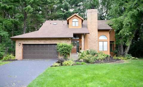 Deerfoot, CHANHASSEN, MN 55317