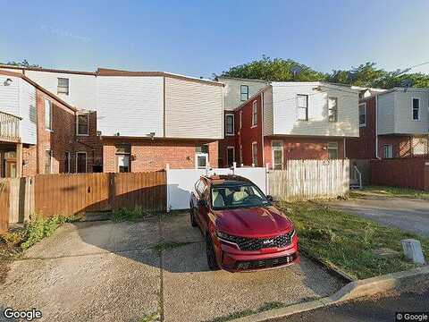 Locust, YORK, PA 17403