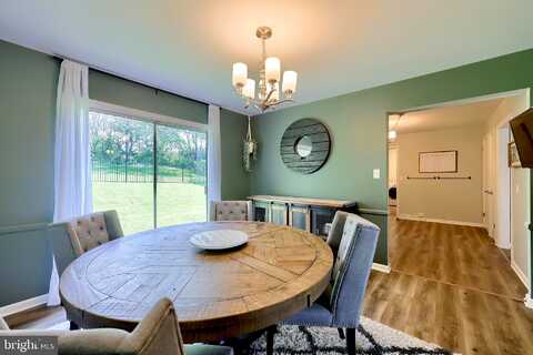 Evergreen, YORK, PA 17408