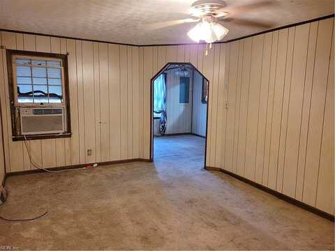 Long Ridge, CHESAPEAKE, VA 23322