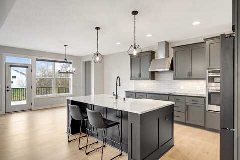 61St, MINNEAPOLIS, MN 55446