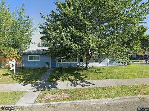 12Th, THE DALLES, OR 97058