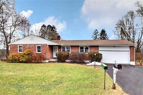 Christopher, STROUDSBURG, PA 18360