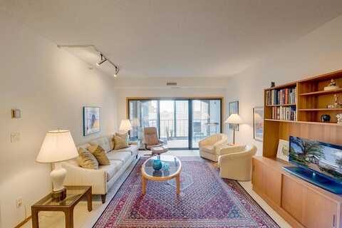 Yale, MINNEAPOLIS, MN 55403