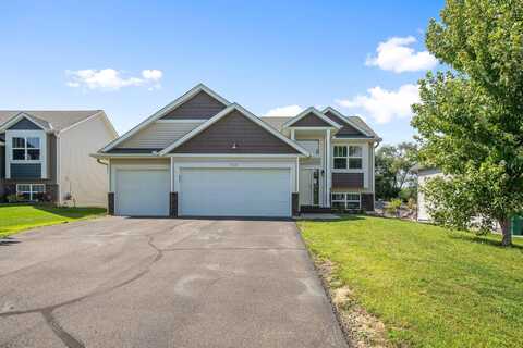 Queens, ELK RIVER, MN 55330