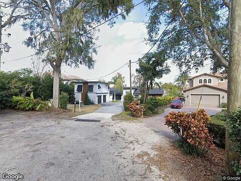 1St, WINDERMERE, FL 34786