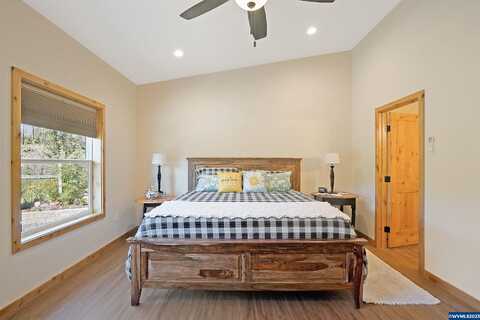 Linnwood, GATES, OR 97346