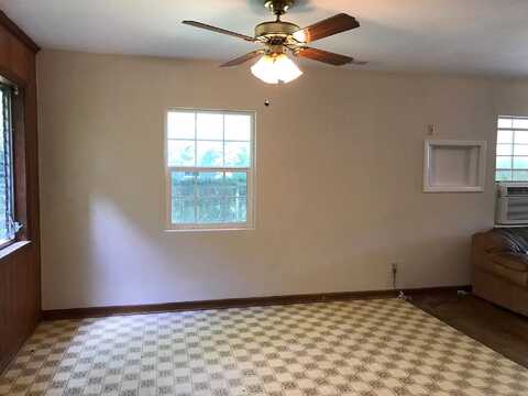 Tharpe, TALLAHASSEE, FL 32303