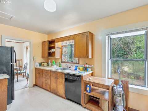Orient, GRESHAM, OR 97080