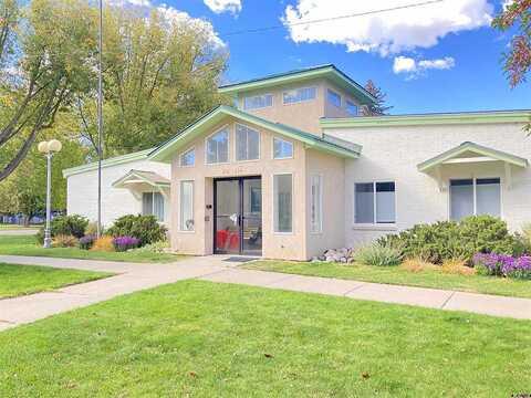 Georgia, GUNNISON, CO 81230
