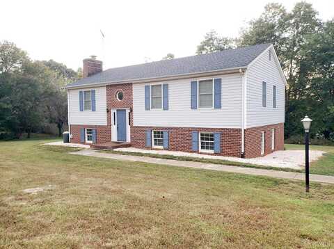 Royal, FOREST, VA 24551
