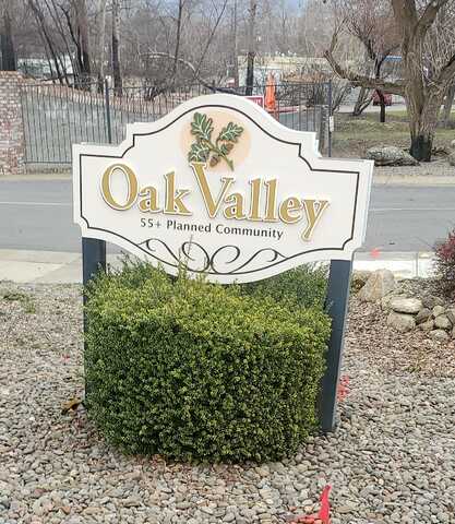 Oak Valley, TALENT, OR 97540