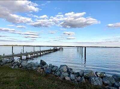 Hampton, DUNNSVILLE, VA 22454
