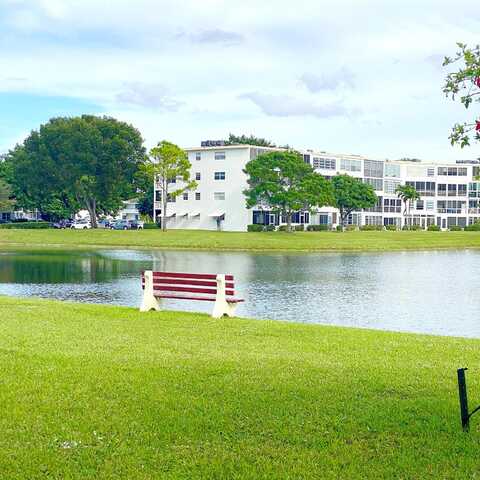 Oakridge U, DEERFIELD BEACH, FL 33442