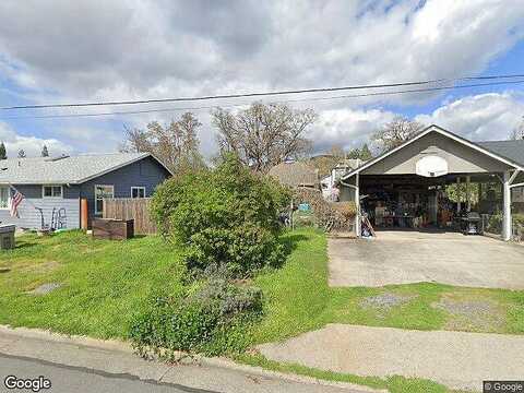 8Th, GRANTS PASS, OR 97526