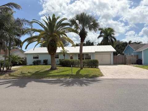 Helen, HOBE SOUND, FL 33455