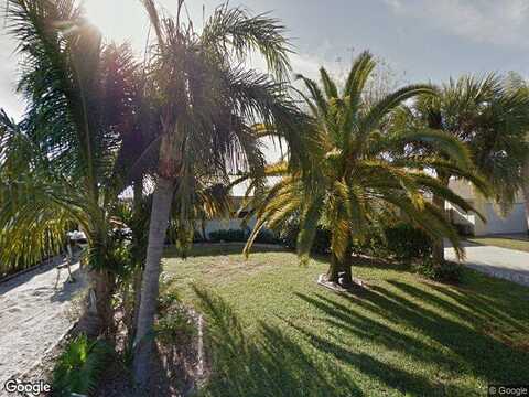 Helen, HOBE SOUND, FL 33455