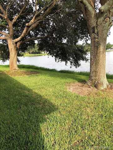 Coral Trace, EDGEWATER, FL 32132
