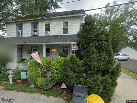 Jones, FLOURTOWN, PA 19031
