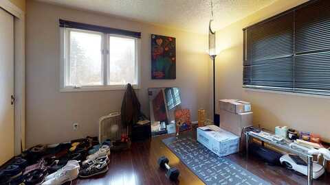 36Th, MILWAUKEE, WI 53221