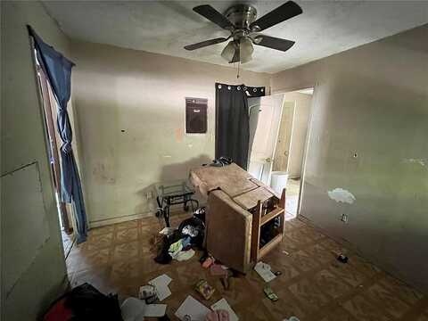 Gaddis, DADE CITY, FL 33523