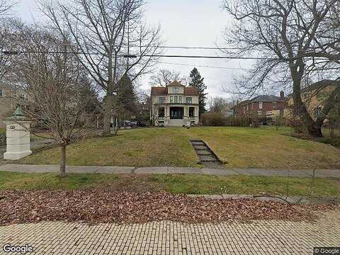 8Th, OAKMONT, PA 15139