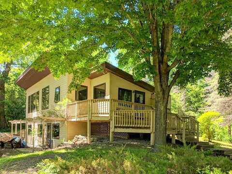 413Th, BRAHAM, MN 55006