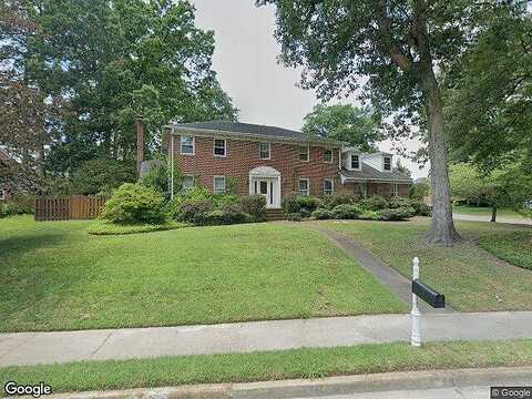 Brittany, CHESAPEAKE, VA 23321