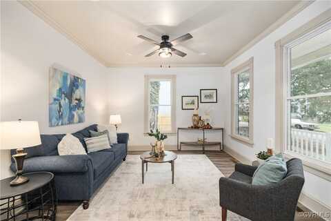 Hanes, RICHMOND, VA 23222