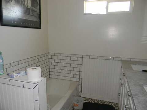 Avenue K, LANCASTER, CA 93536