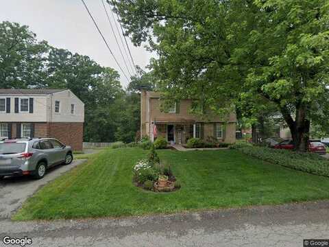 Foxfield, GLENSHAW, PA 15116
