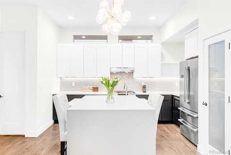 Decatur, DENVER, CO 80211