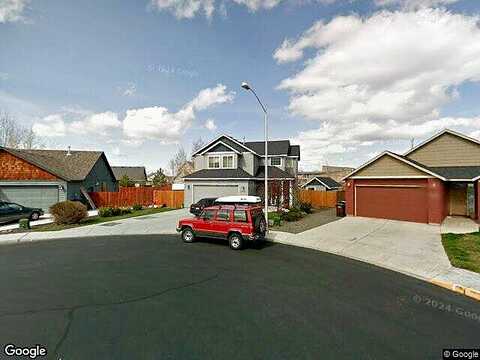 Spruce, REDMOND, OR 97756
