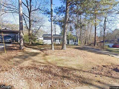 Julie, STOCKBRIDGE, GA 30281