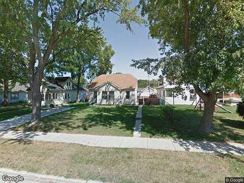 Schlinger, MILWAUKEE, WI 53214