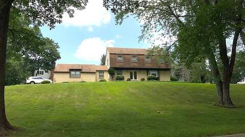 Willits, GLEN MILLS, PA 19342