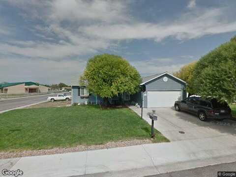 Mindy, STERLING, CO 80751