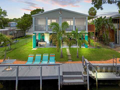 Westwind, WEEKI WACHEE, FL 34607